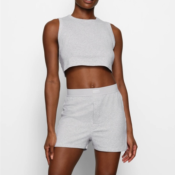 Skims NWT Light Heather Grey Boyfriend Loose Boxer Shorts - Picture 2 of 2